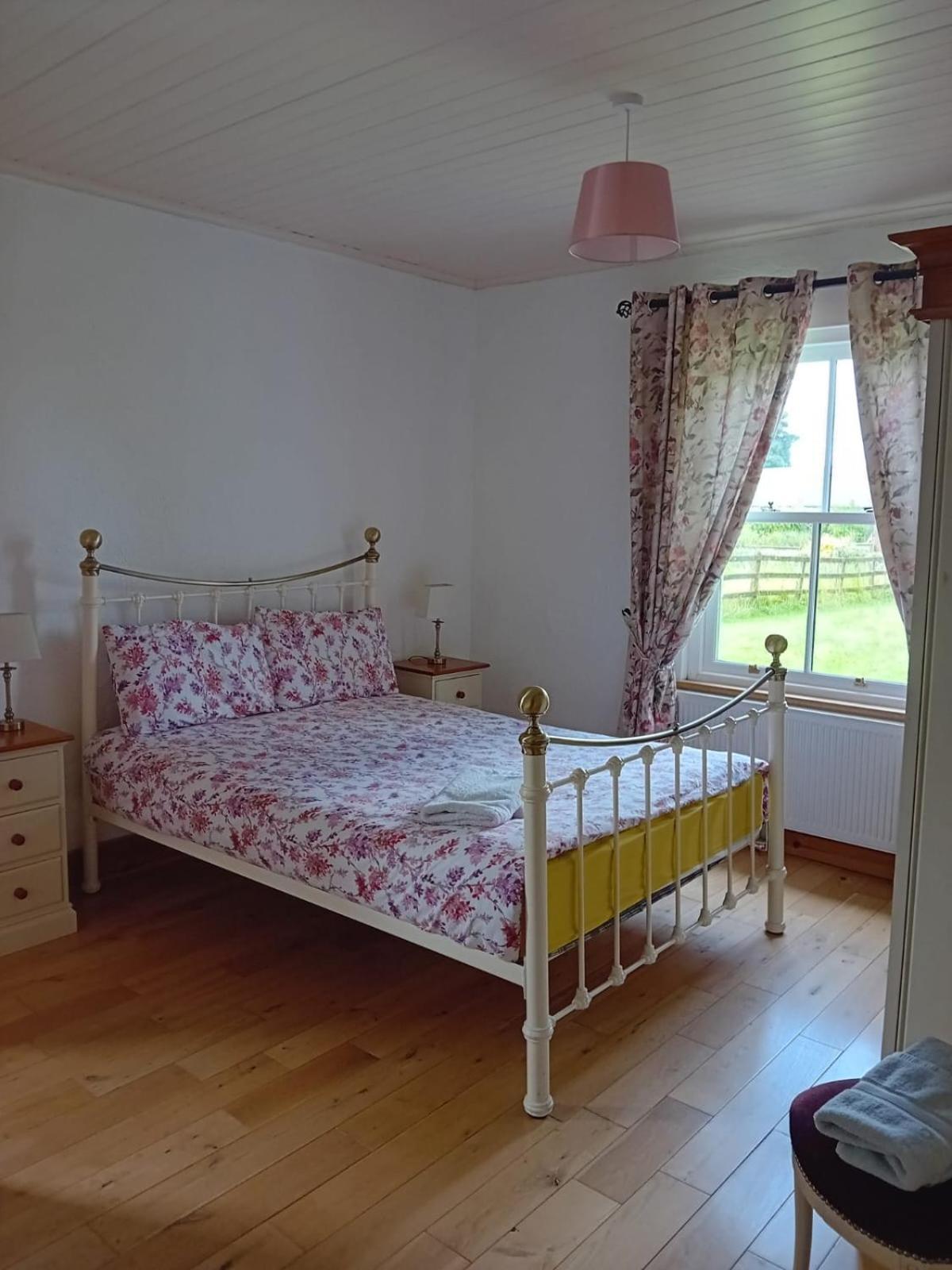 Katy Kellys Countryside Self Catering Cottage Роскоммон Экстерьер фото