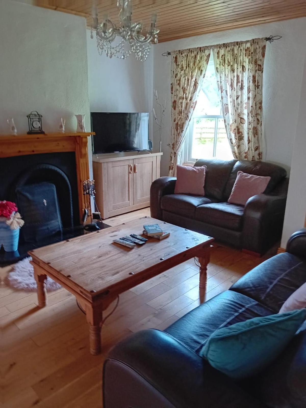 Katy Kellys Countryside Self Catering Cottage Роскоммон Экстерьер фото